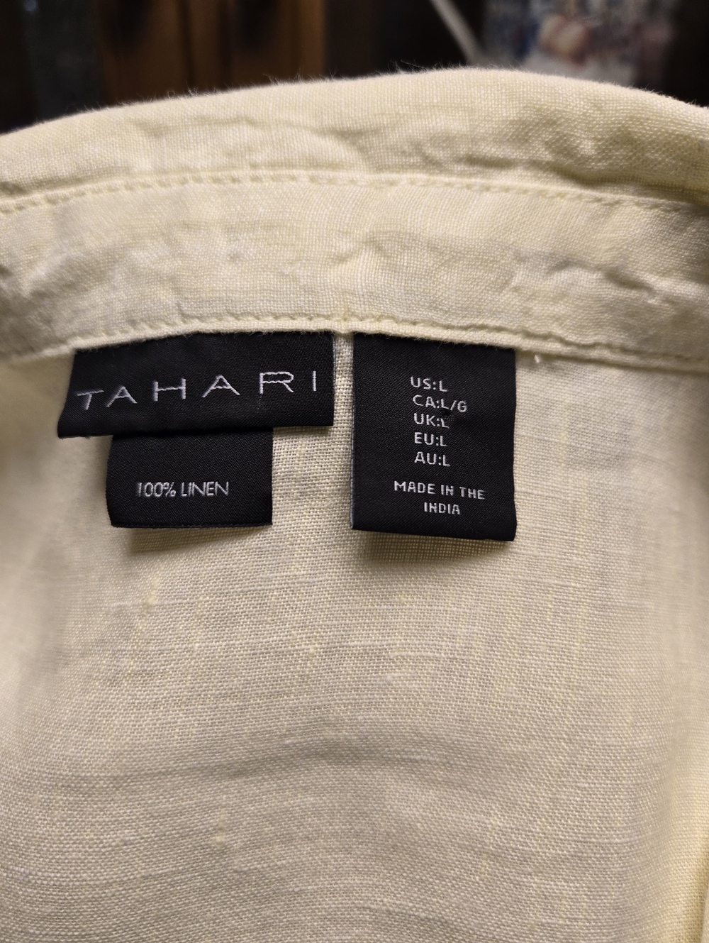 Tahari:Sleeveless Collared Linen Tunic in Pale Yellow - Picture 4 of 4